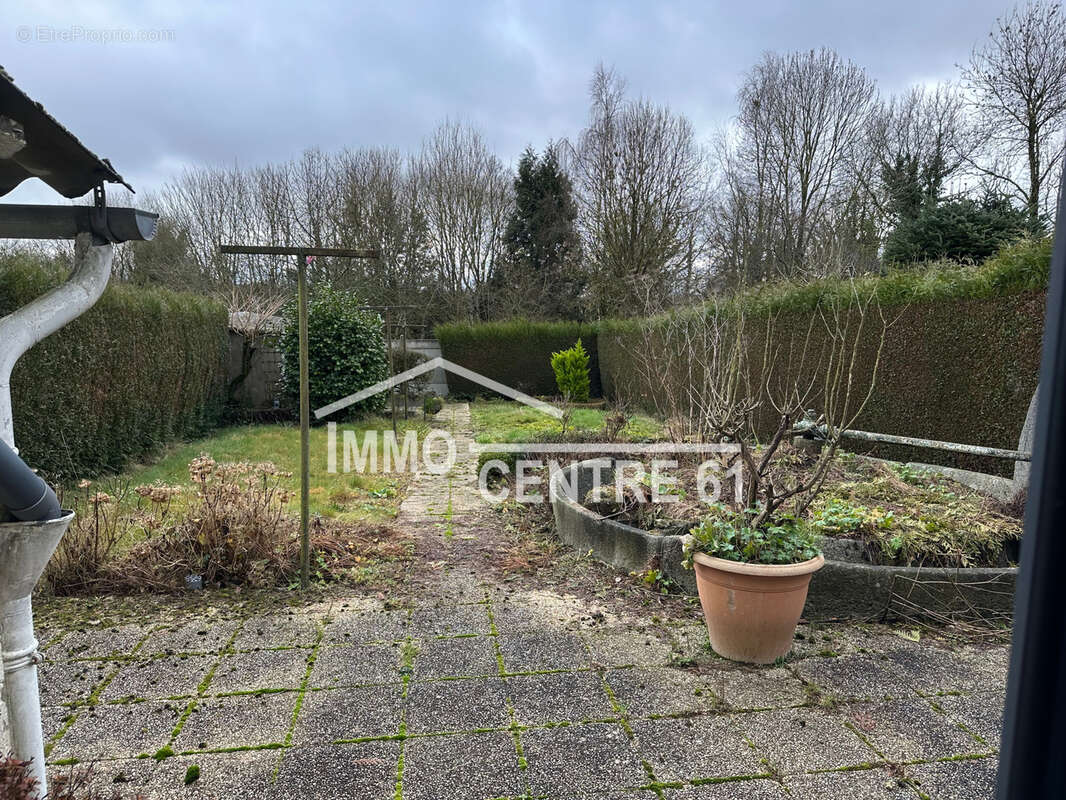 Maison à LA FERTE-MACE