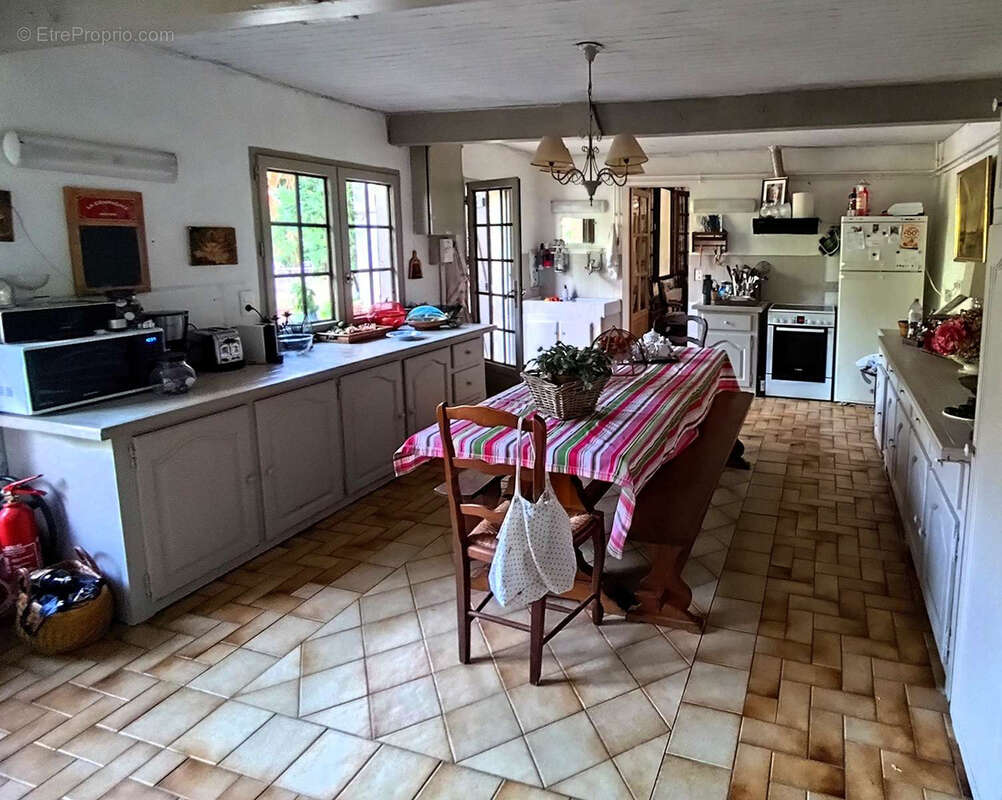 Maison à GEE-RIVIERE