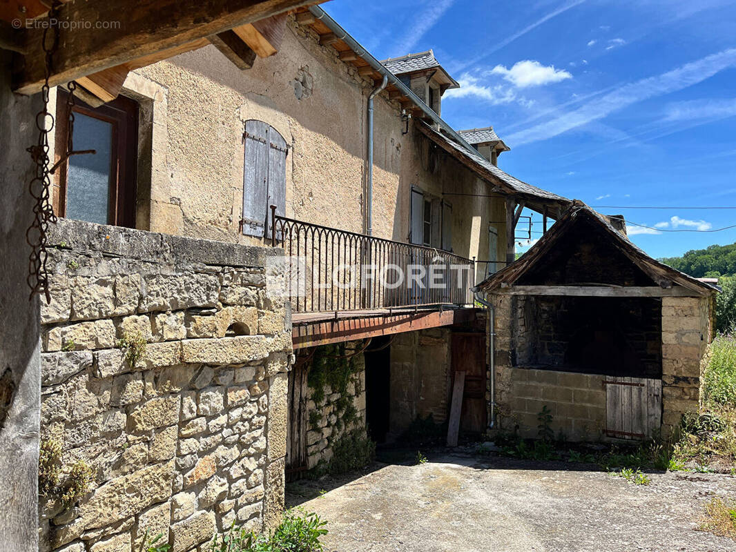 Maison à SALLES-LA-SOURCE