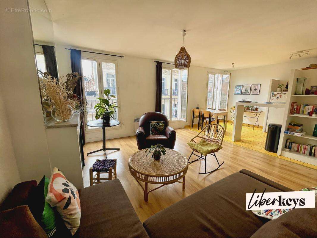 Appartement à MARSEILLE-6E