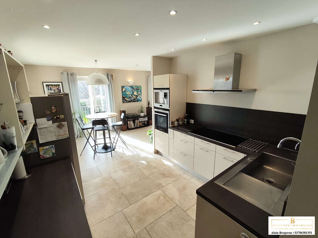 Cuisine - RDC - Maison à CABRIS