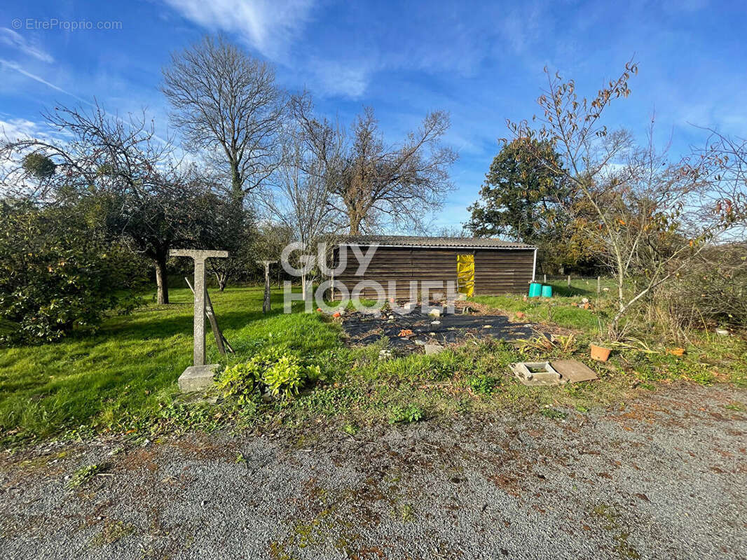 Maison à REMILLY-SUR-LOZON