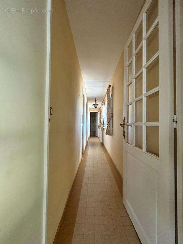 Charmante maison ancienne a raffraichir avec beaucoup de possibilites ! - photo 11