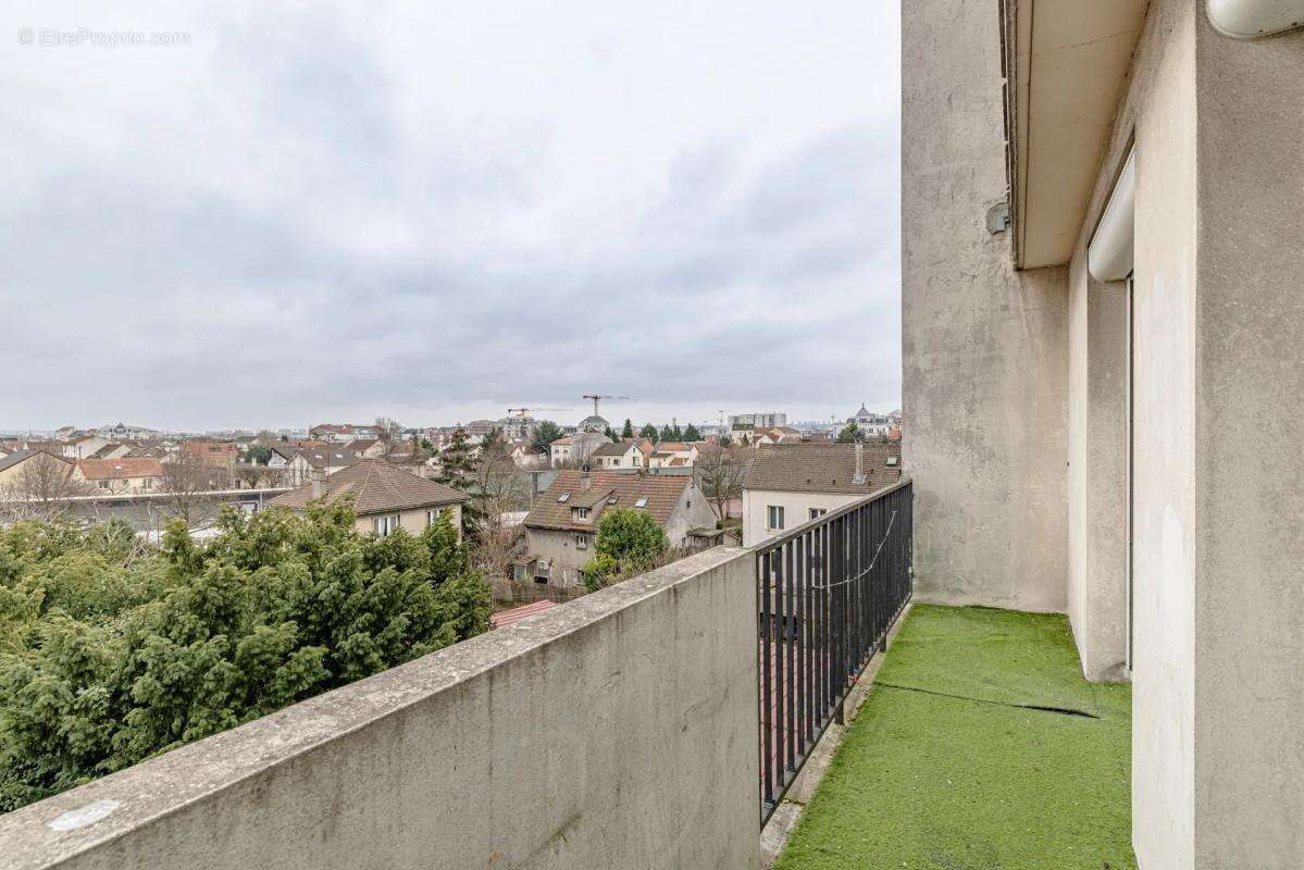 Appartement à LE BOURGET