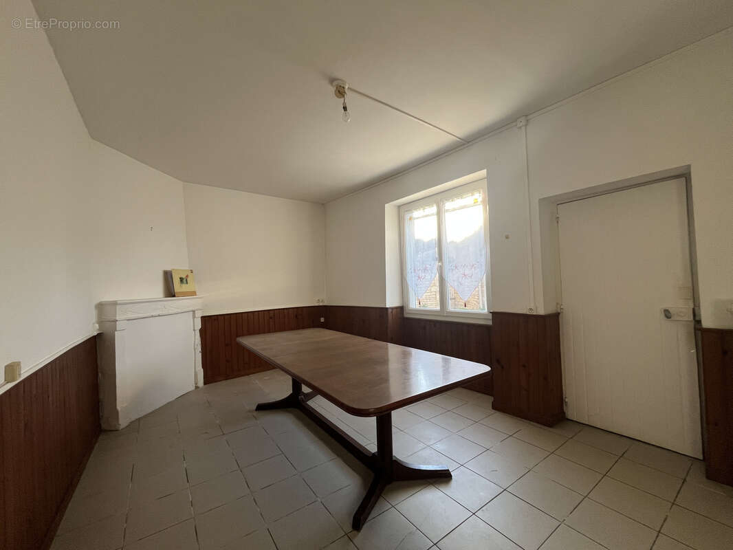 Maison à VILLEJOUBERT
