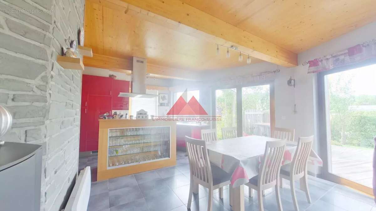 Maison à LA CHAUX-DU-DOMBIEF