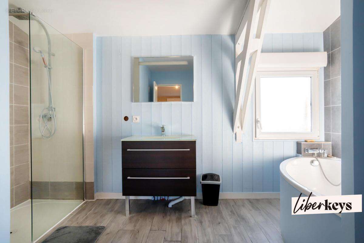 Maison à DOUE-LA-FONTAINE