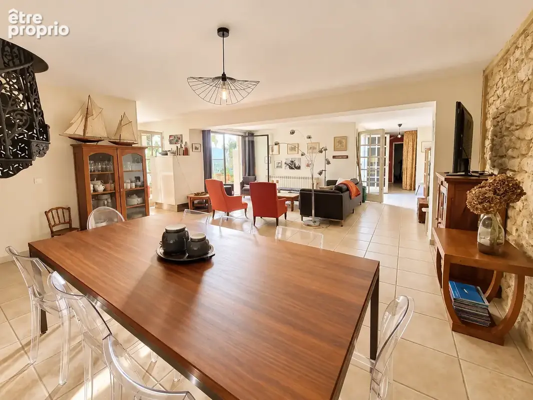 Maison 8 pièces 324 m² à vendre à Orange (84100) - photo 7