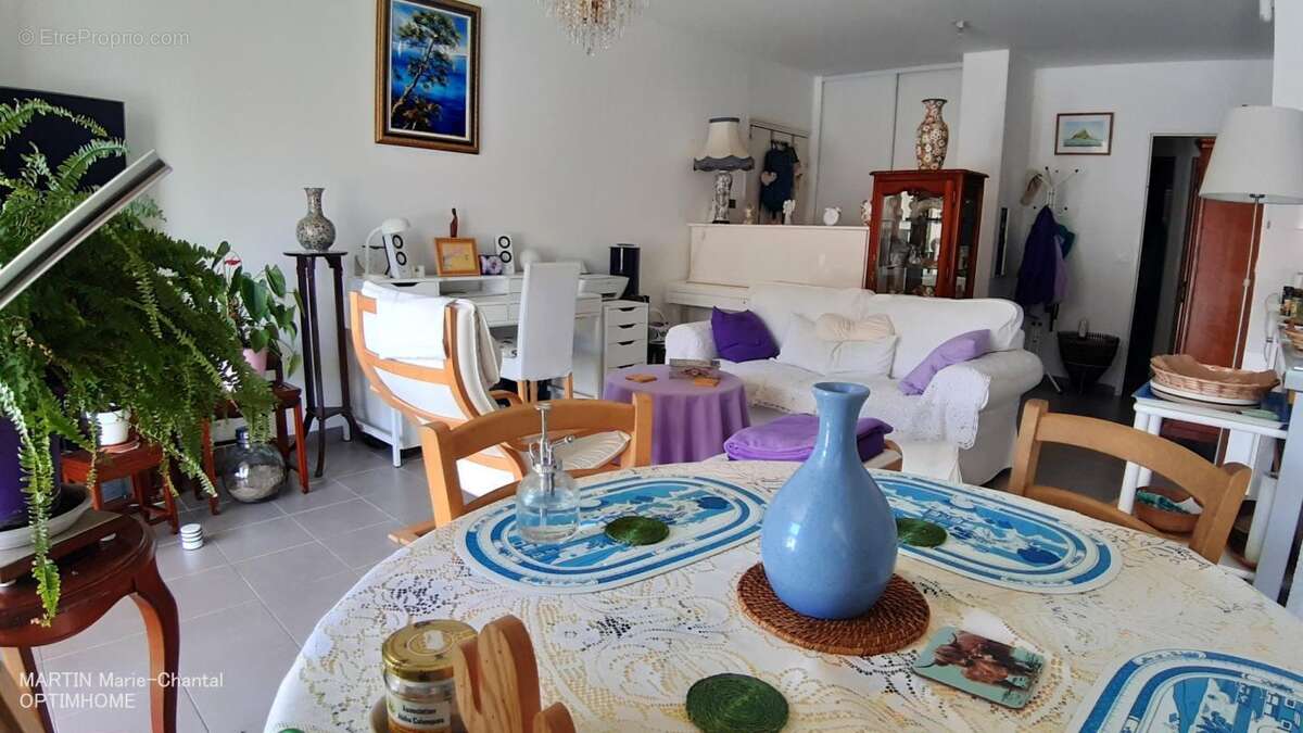 13009 MARSEILLE T3 de 66 m² avec terrasse de 12 m² et box 14 m² – Proche Calanques de Sormiou - photo 4