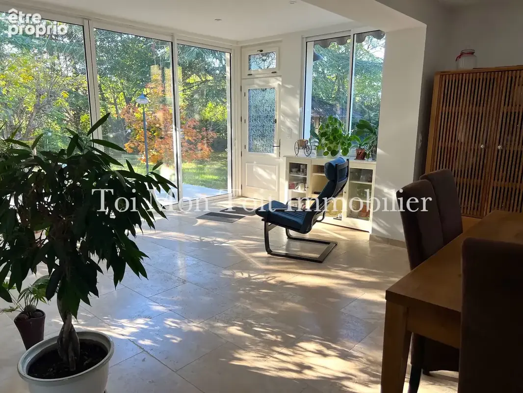 Quissac, Agréable villa de 130 m2 entièrement rénovée + Piscine + Mazet, Le tout sur 1800 m2 de terrain. - photo 3