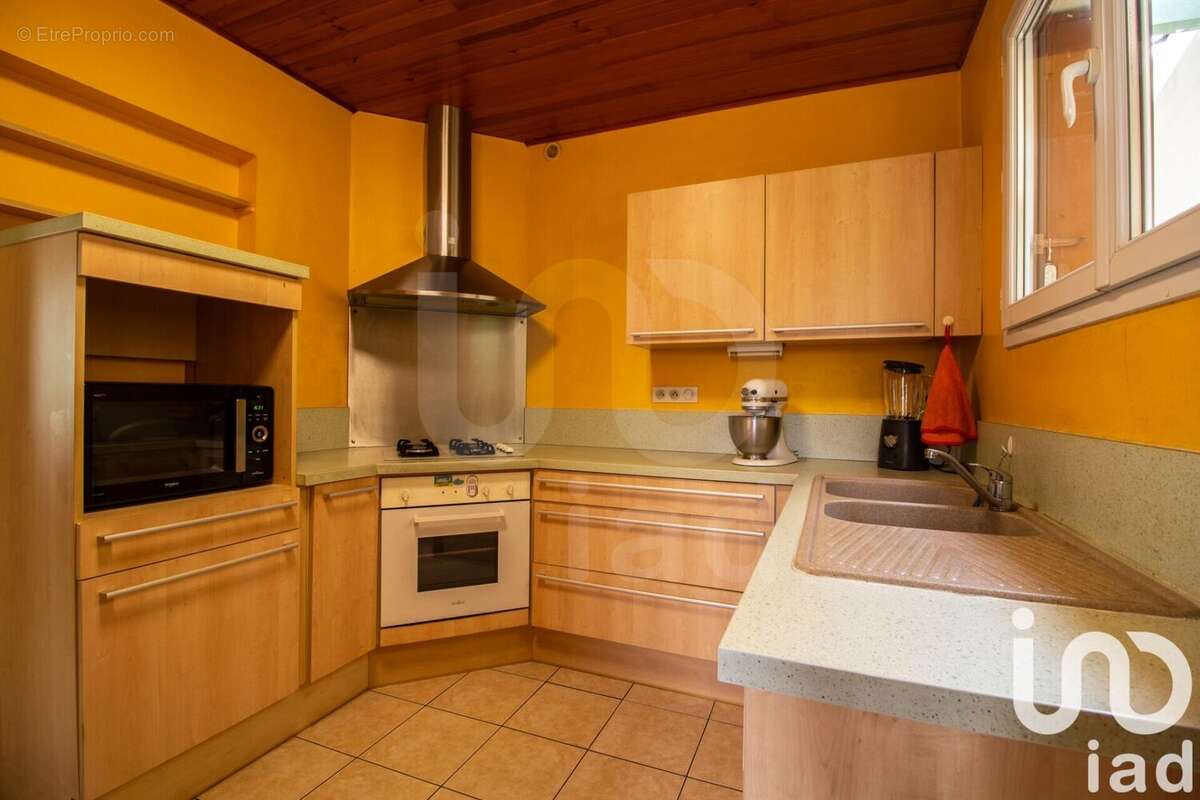 Photo 6 - Maison à SAINT-JULIEN-EN-BORN