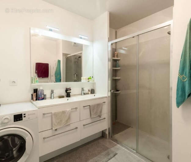 Appartement à LATTES