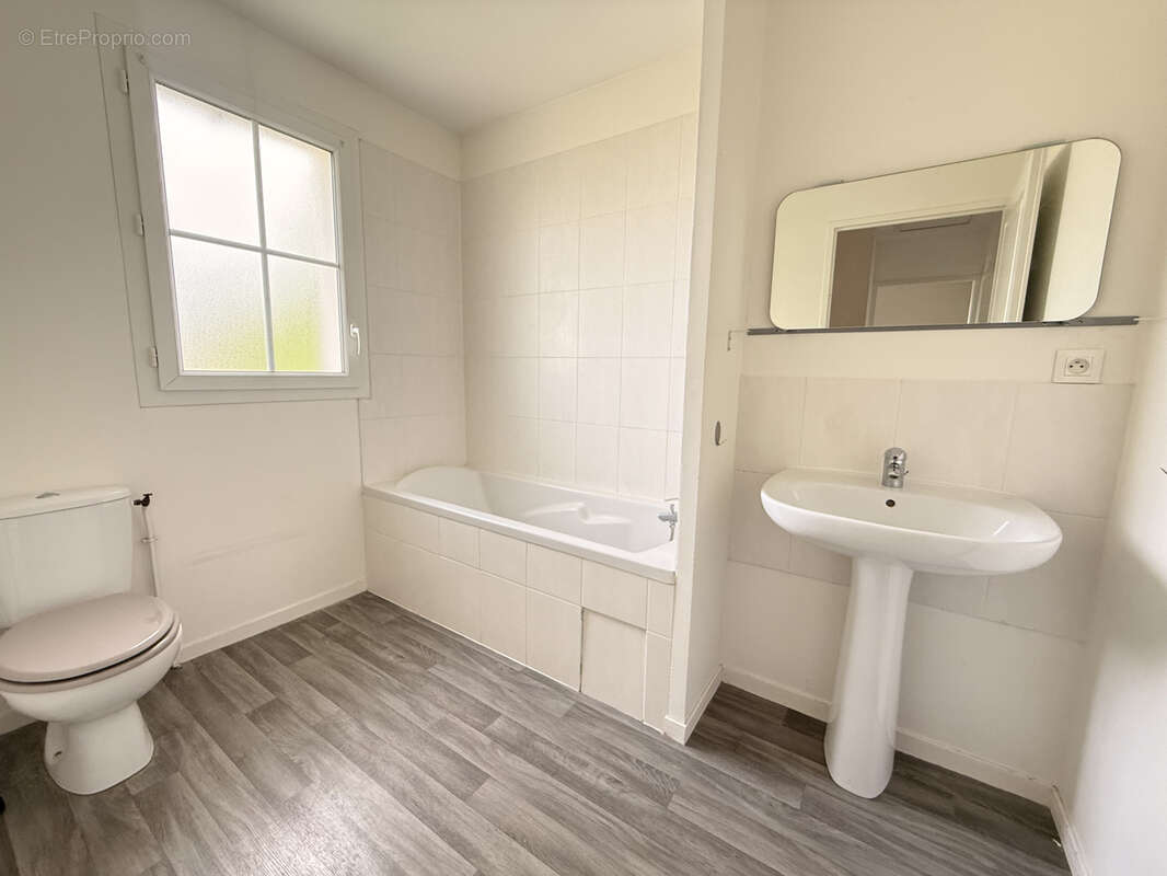 Maison à SAINT-CYR-EN-VAL