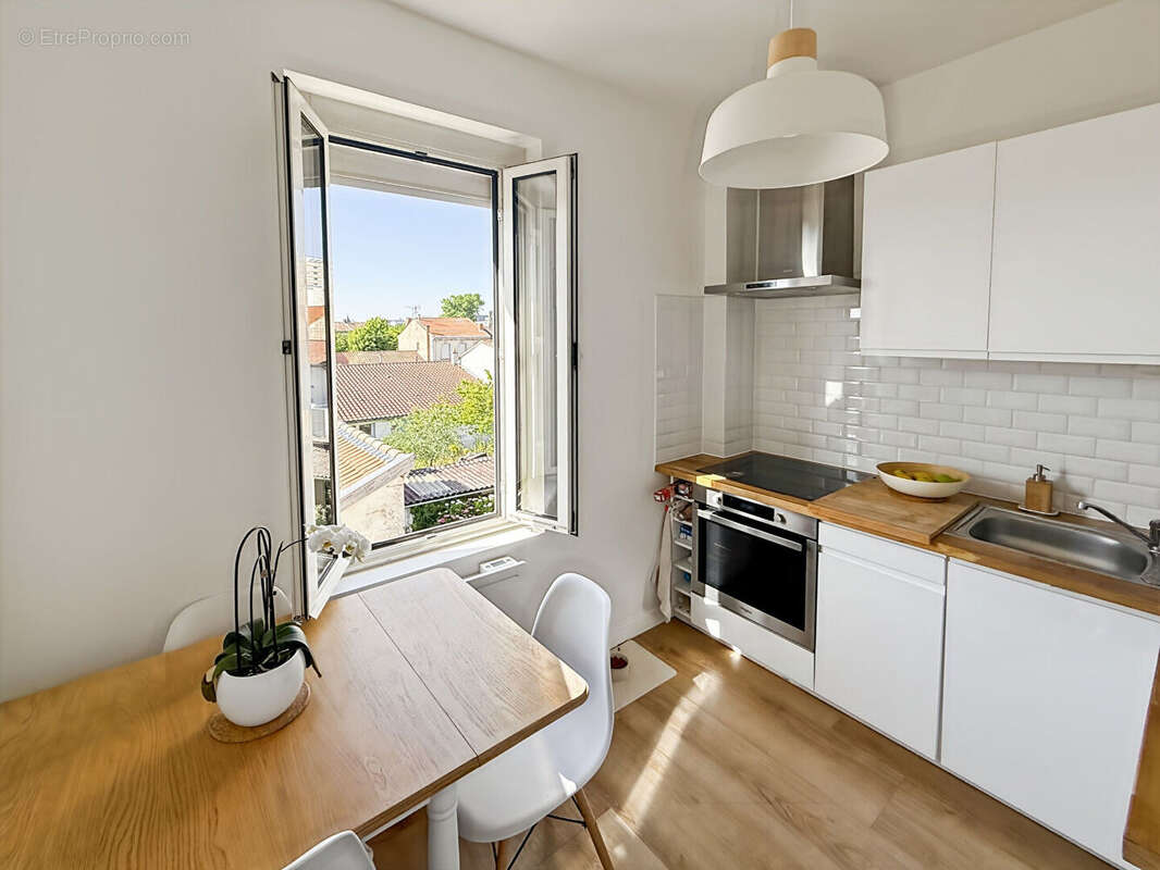 Appartement à BORDEAUX