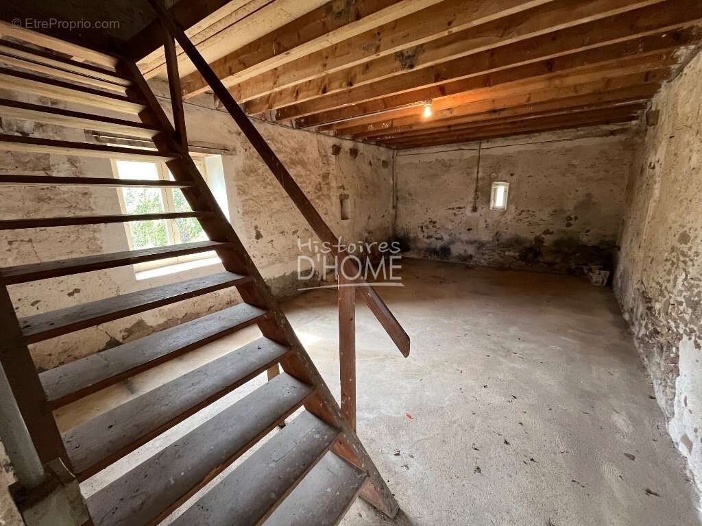 Belle propriete avec 1 annexe et 2 garages sur touquin - photo 17