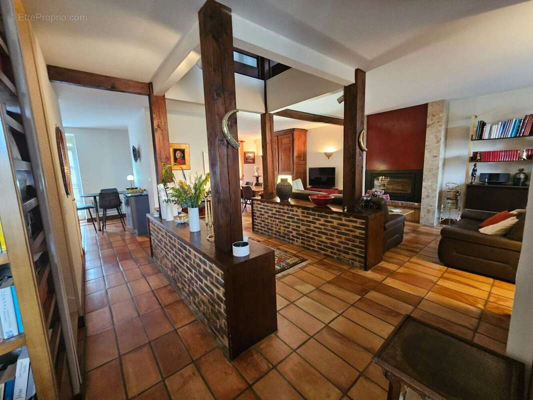 Maison à LINARDS