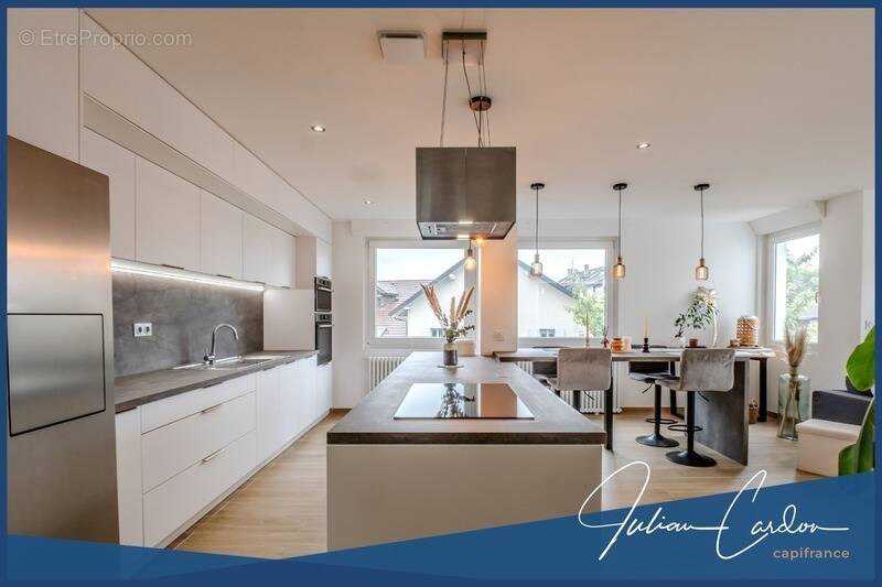 Appartement à REIGNIER