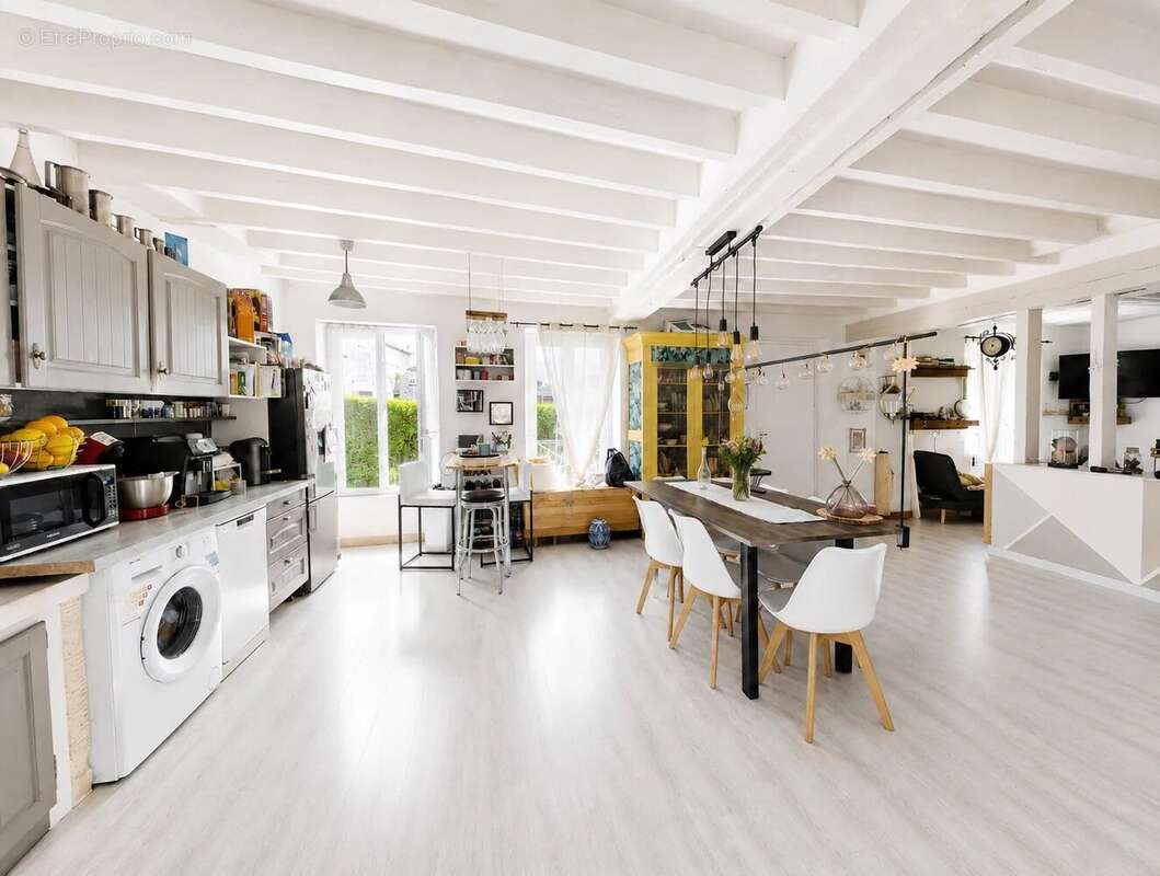Réf 2280 – Longère briarde en pierre • 3 chambres + garage et dépendance - photo 5