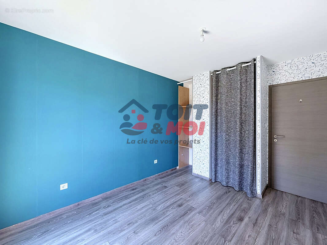 Maison contemporaine 2015 - 4 chambres - Suite parentale - Double garage - Terrain 1 449 m2 - photo 15
