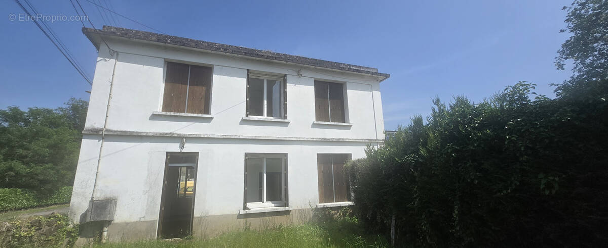 Maison à ARGENTAT
