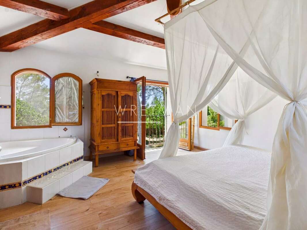 Maison à FAYENCE