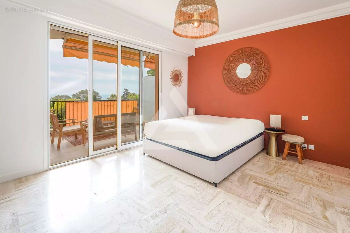 Appartement à CAP-D'AIL