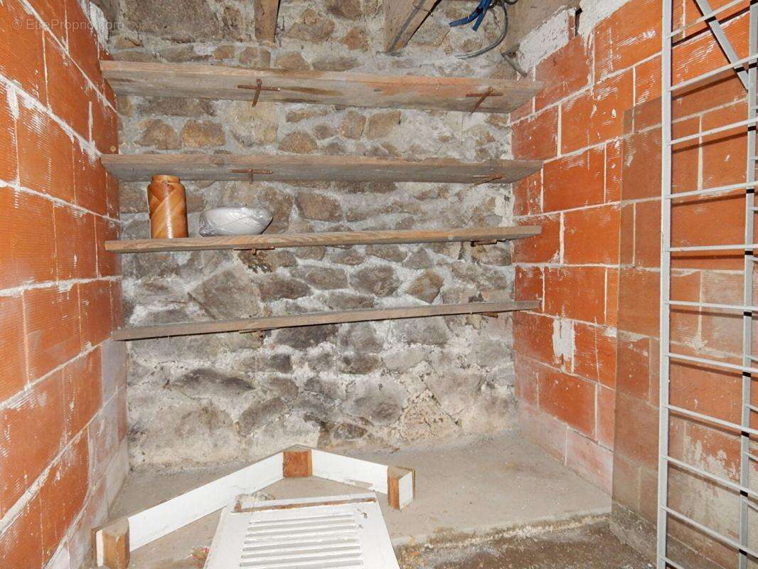 Appartement à LE CHAMBON-SUR-LIGNON