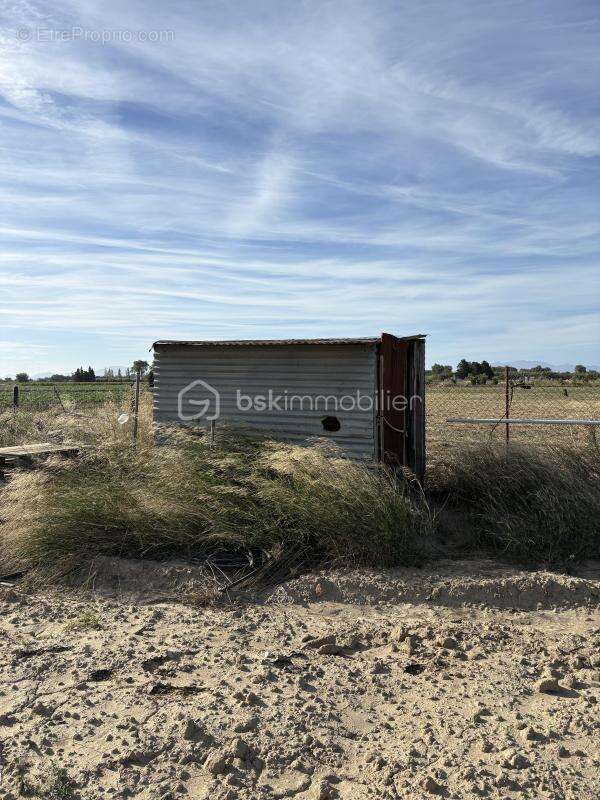 Terrain à SAINT-HIPPOLYTE