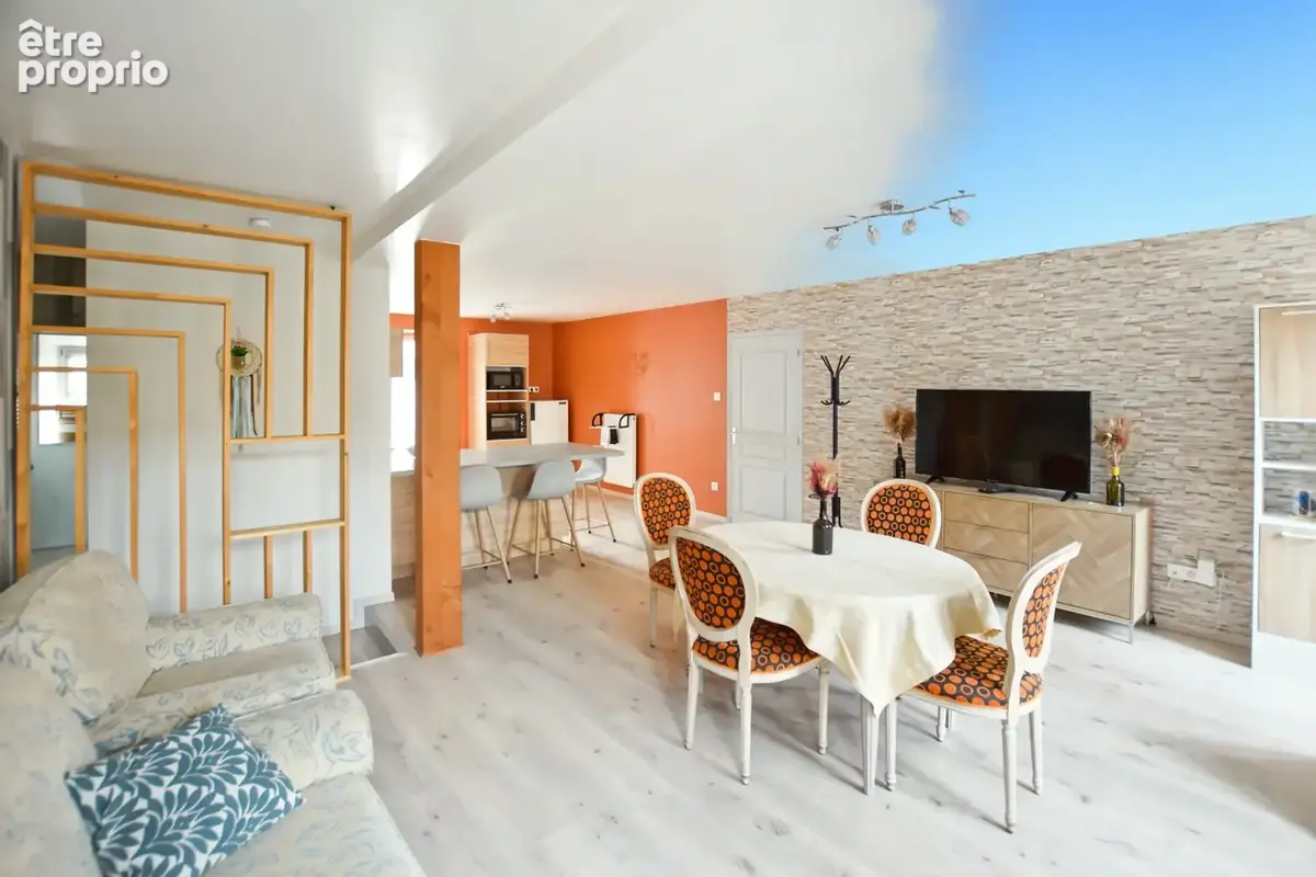 Propriété rénovée de 324 m² avec terrain à COUCHES (71) - photo 4