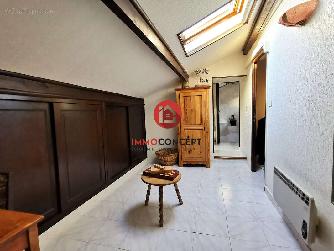 Maison 110 m² à Chusclan  - photo 8