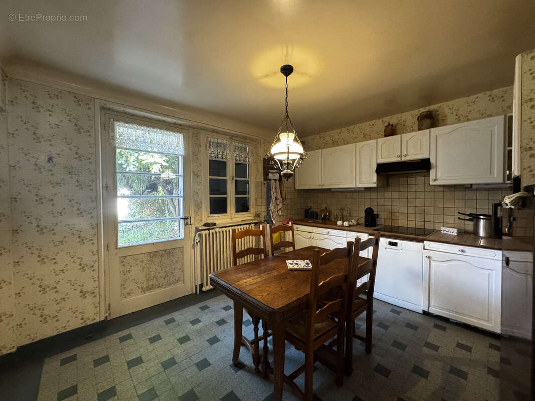 Maison à OUZOUER-SUR-TREZEE