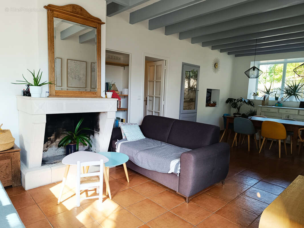 Maison à TALMONT-SUR-GIRONDE