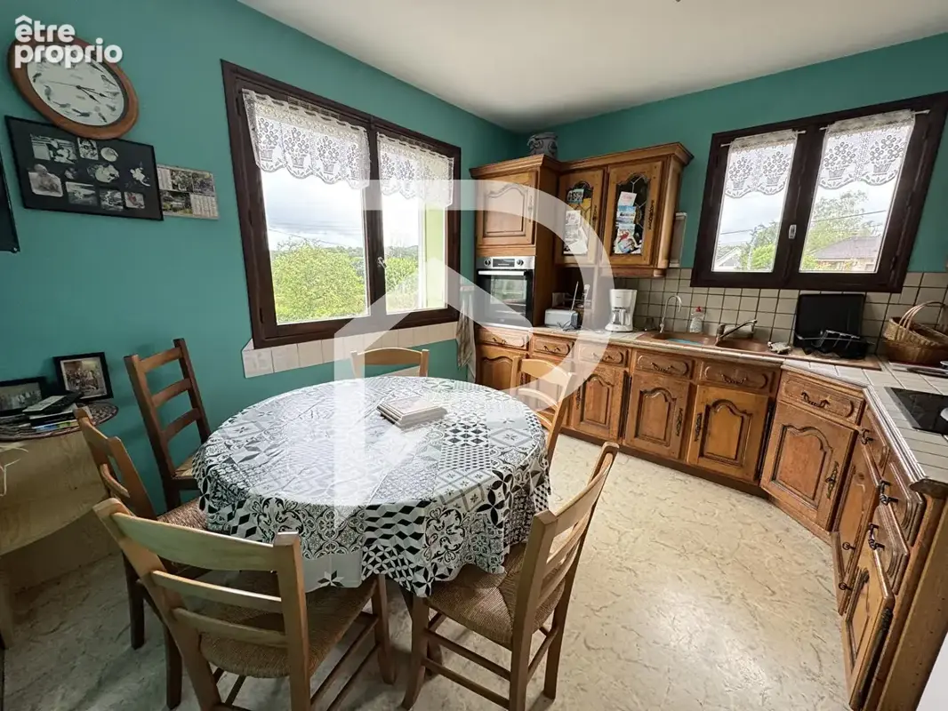 Maison  6 pièce(s) - photo 2