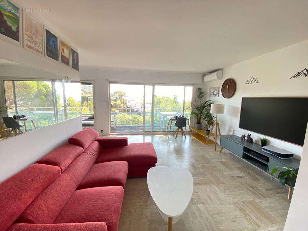 Appartement à LE CANNET