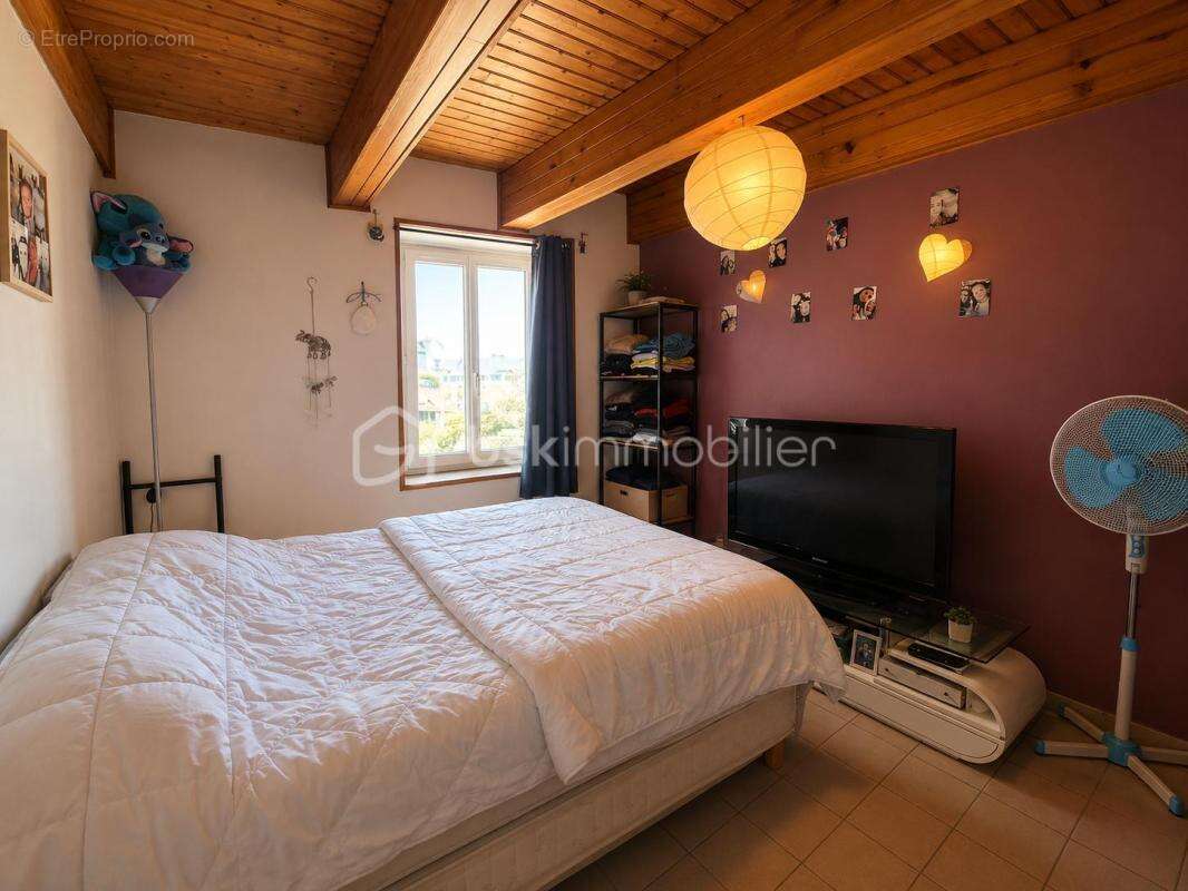 Appartement à CARHAIX-PLOUGUER