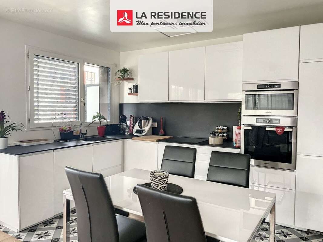 Appartement à ASNIERES-SUR-SEINE