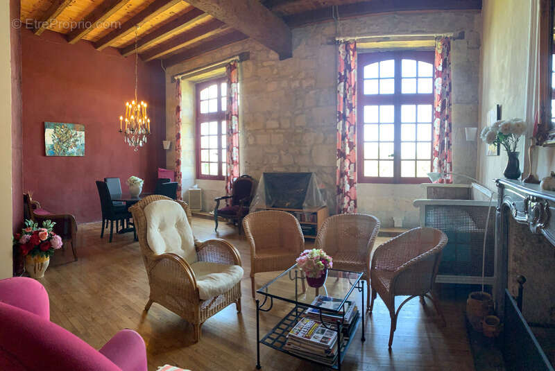 Maison à SAINT-CLAR