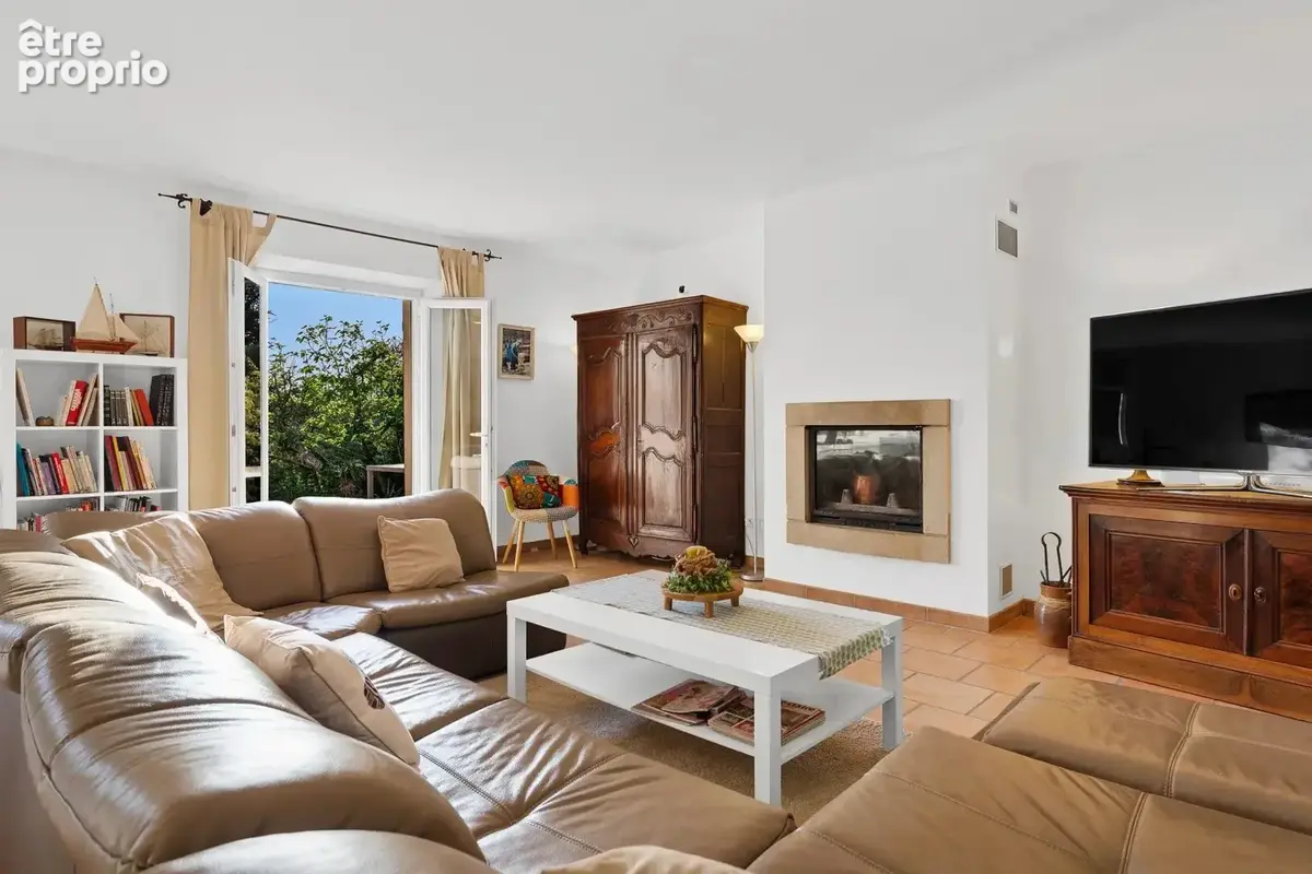 Maison 9 pièces 342 m² à vendre à Draguignan (83300) - photo 9