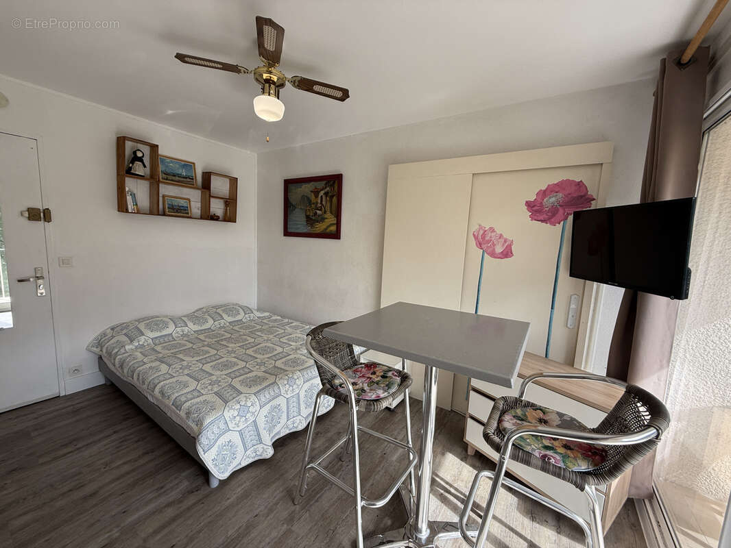 Appartement à GREOUX-LES-BAINS