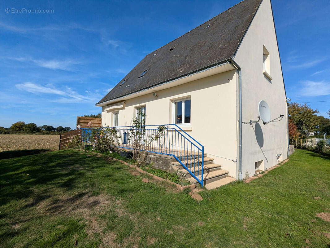 Maison à PLEUCADEUC