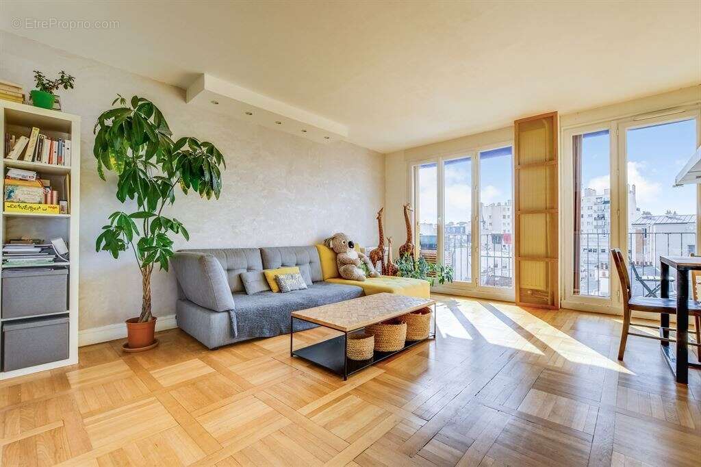 Appartement à PARIS-20E