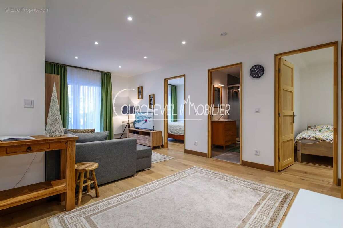 Appartement à BRIDES-LES-BAINS