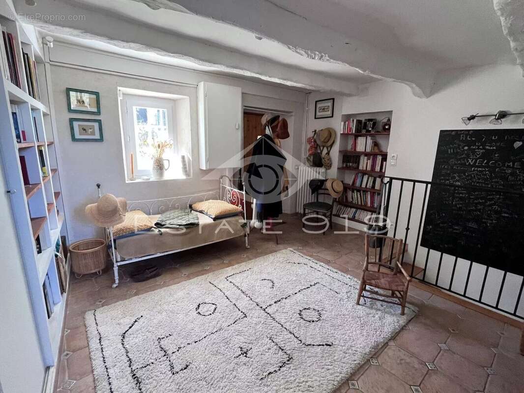 Maison à LE ROURET