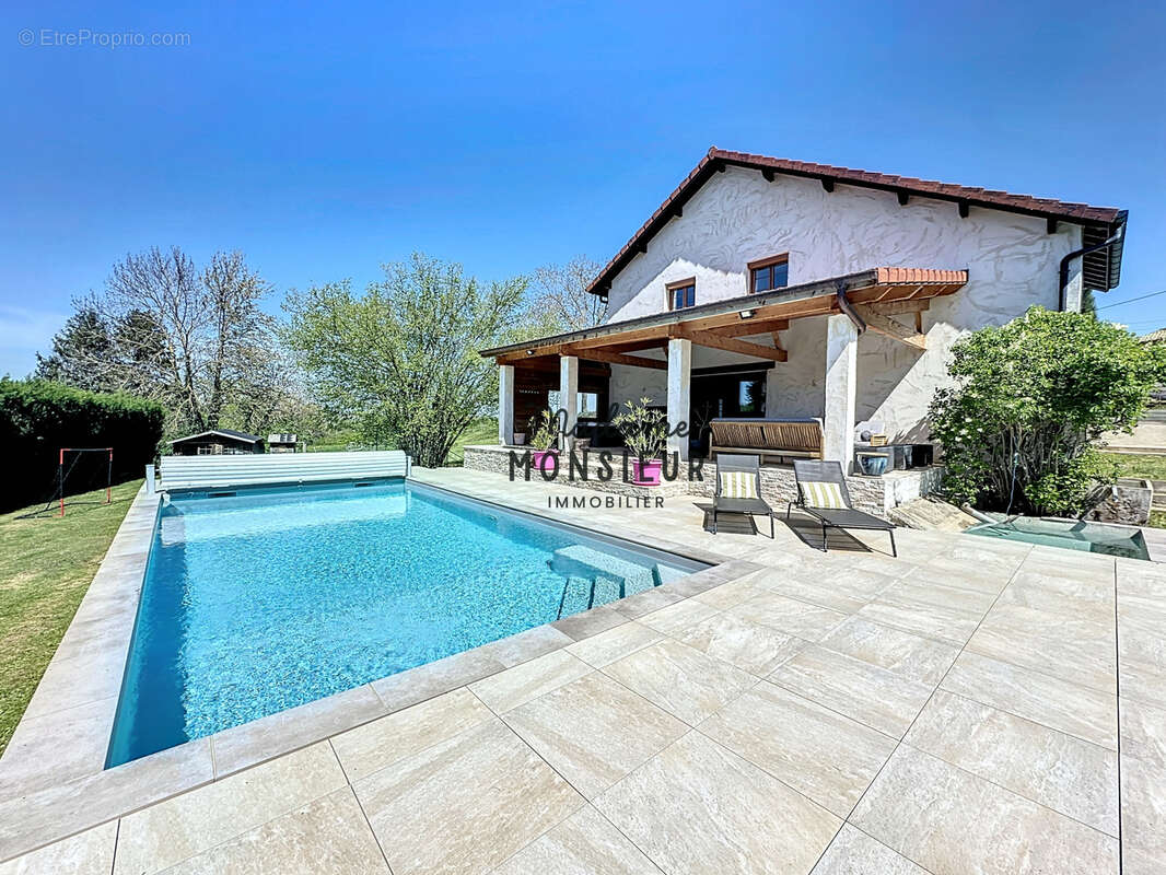 Maison à BOURGOIN-JALLIEU