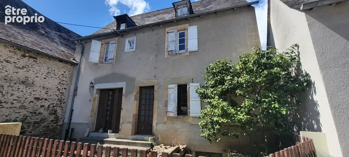 Maison à BEYNAT