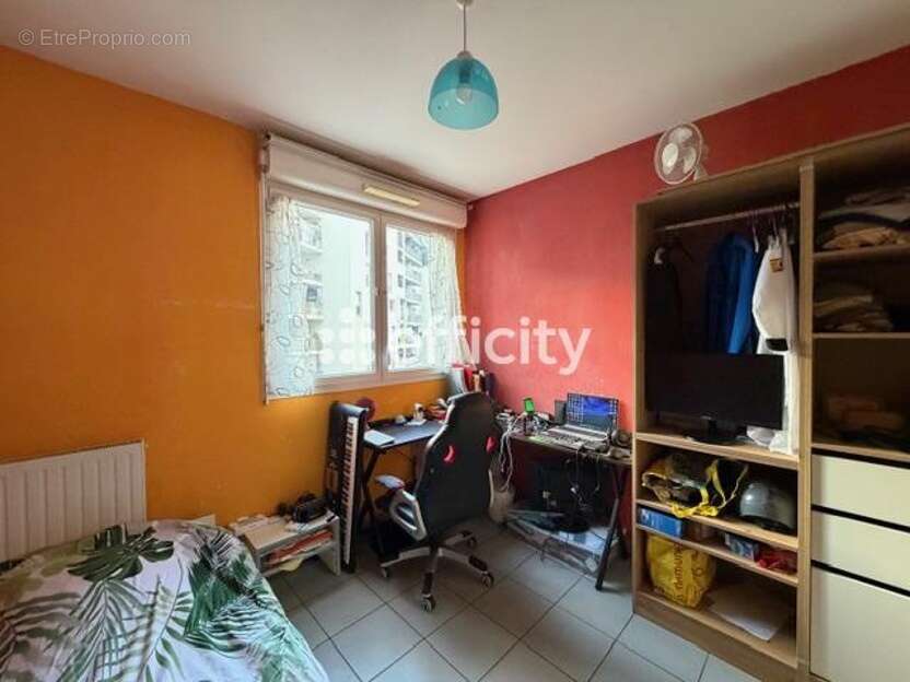 Appartement à MARSEILLE-3E