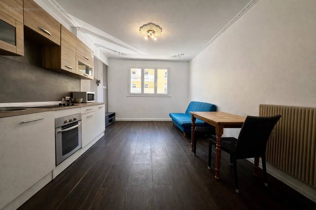 Appartement à MENTON