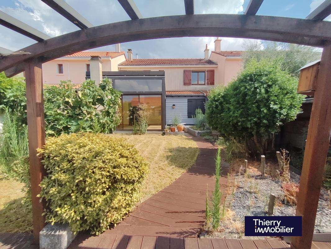 Saint sebastien - maison 4 chambres - photo 6