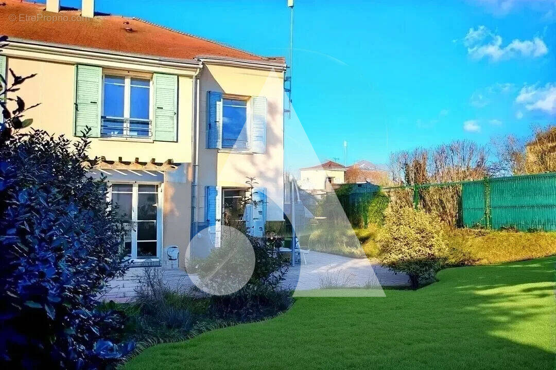 Maison à L'ISLE-ADAM