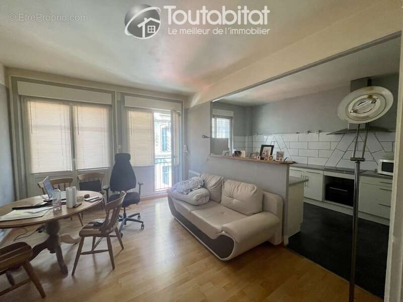 Appartement à CHARLEVILLE-MEZIERES
